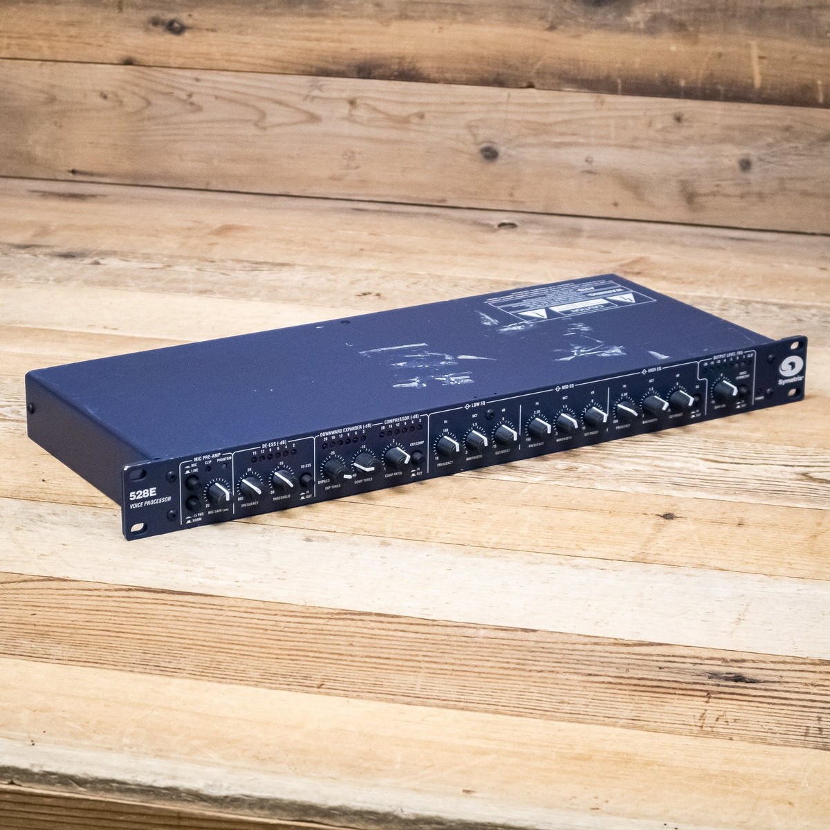 Symetrix 528E Voice Processor Channel Strip Microphone Preamp for