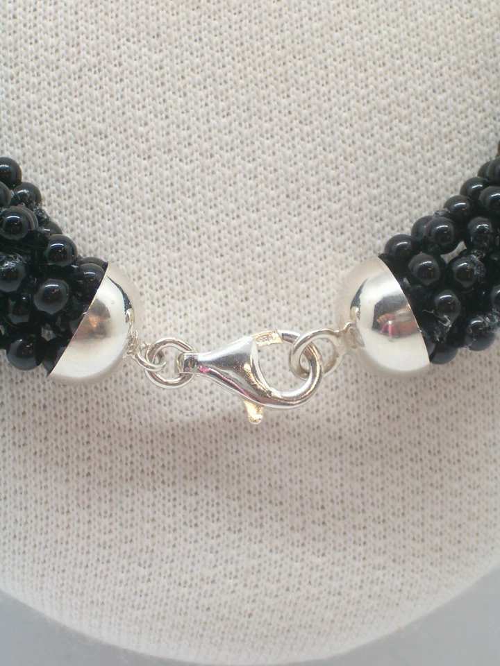 Collana Torchon con Onice naturale nera - Girocollo con Chiusura in Argento 925 - Immagine 4 di 4