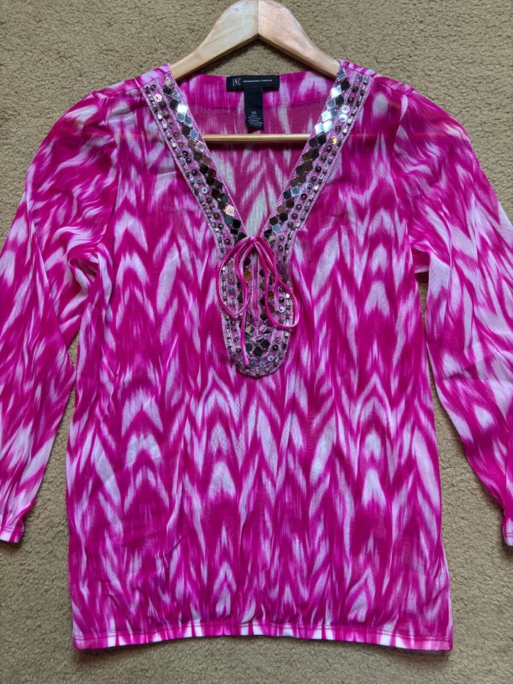 INC International Concepts украшенный Ikat шифоновое крестьянин блузка розовый белый XS - Изображение 2 из 4