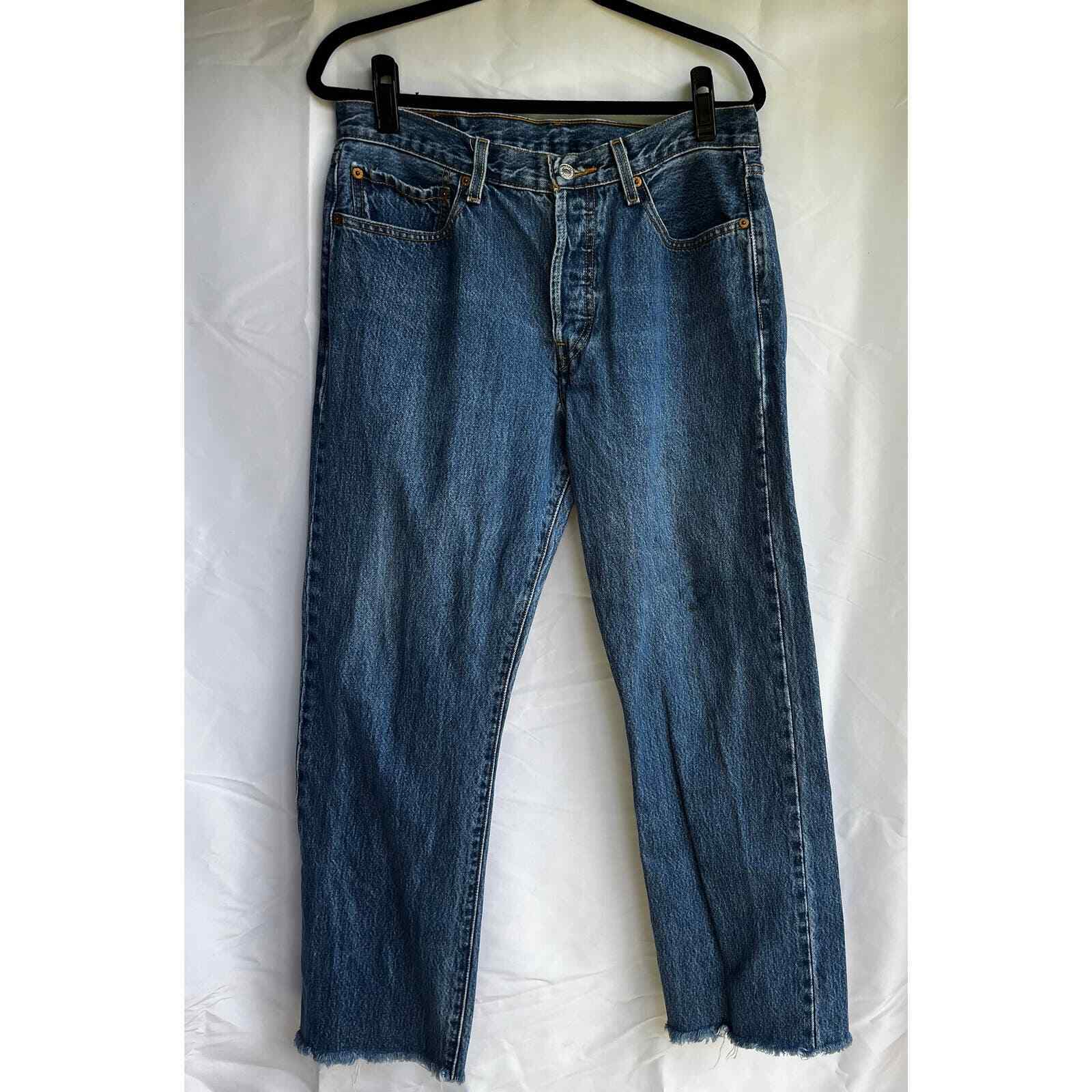 Vintage Levi's 501 Jeans Size 33, boot cut jeans - image 2