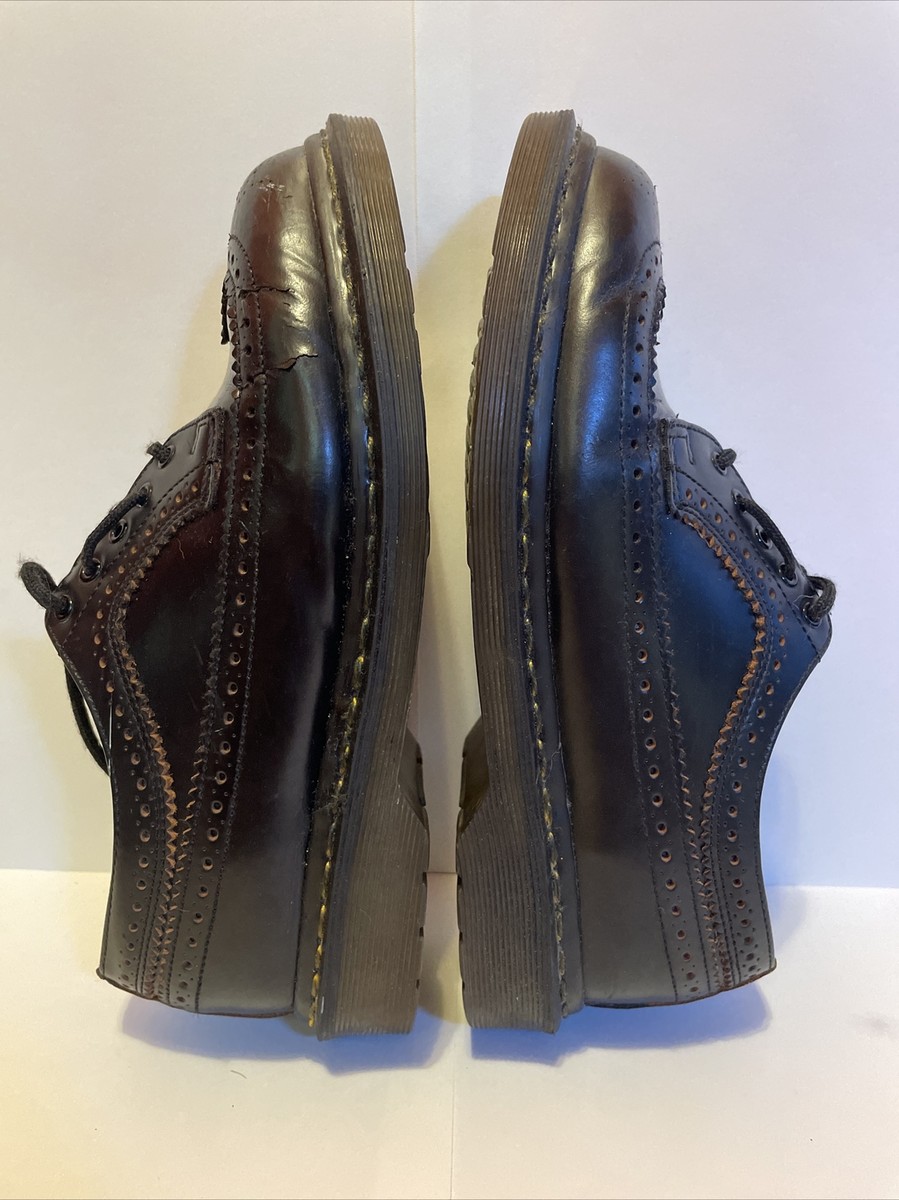 Vintage Doc Martens Black Wingtip Oxfords Shoes England Made UK 7
