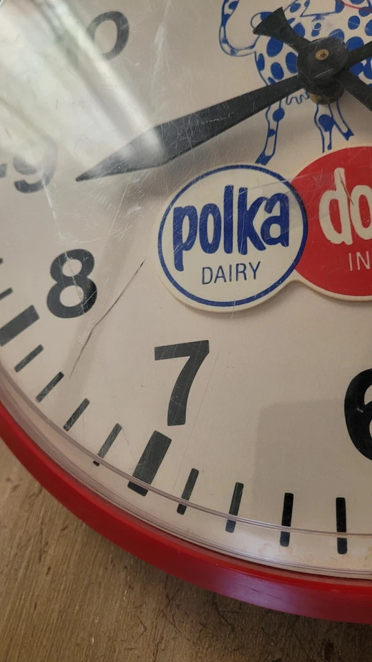 HTF. Vintage Polka Dot Dairy Inc Milk Clock with Rotating Logo Needs Battery - Image 2 of 4