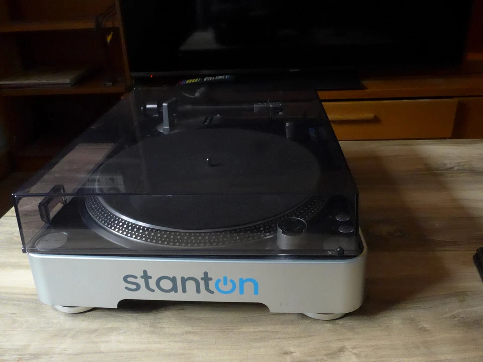 Stanton T.50 Belt Drive DJ Turntable T.50 - Bild 2 von 4