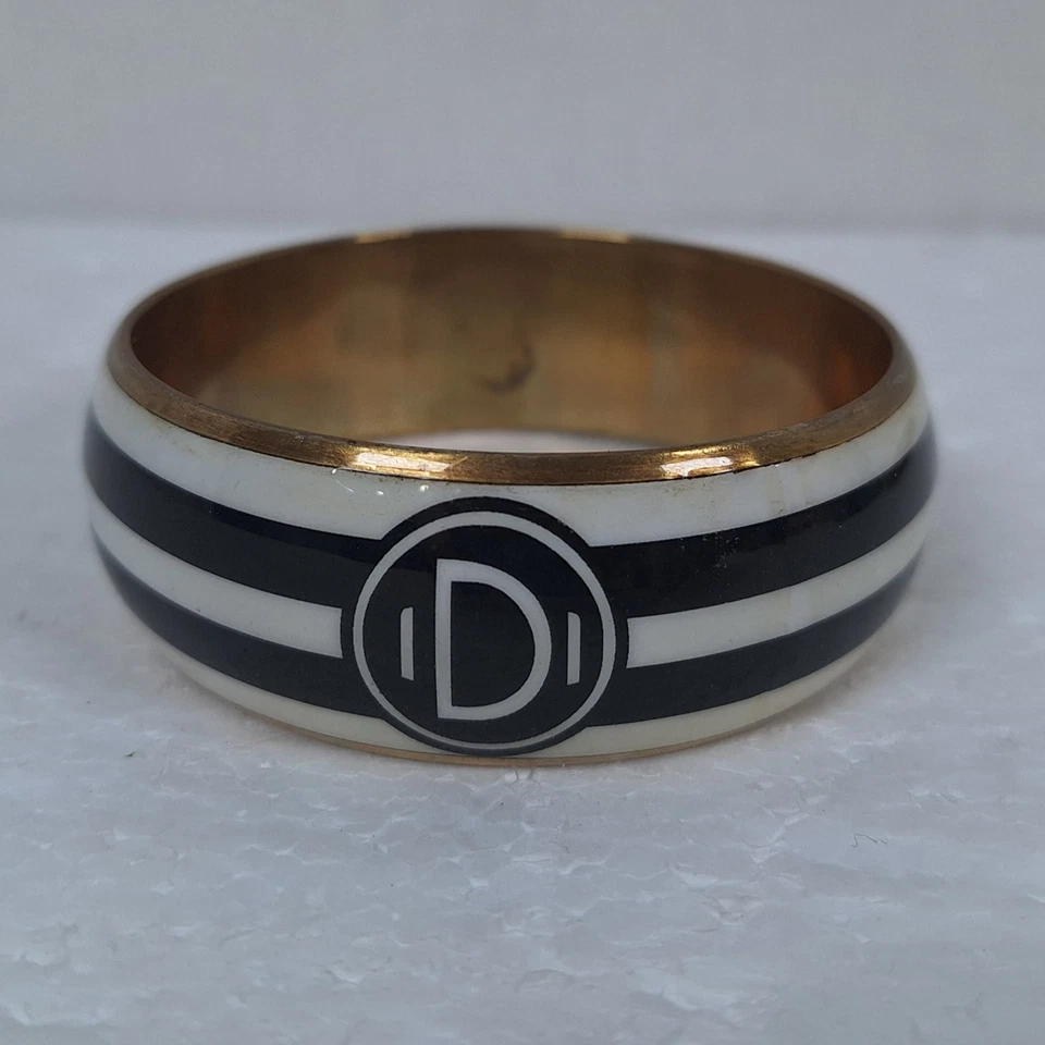 Par de Brazaletes Brazalete Ancho Rayas Blancas y Negras Inicial D Latón Foto 2 de 4