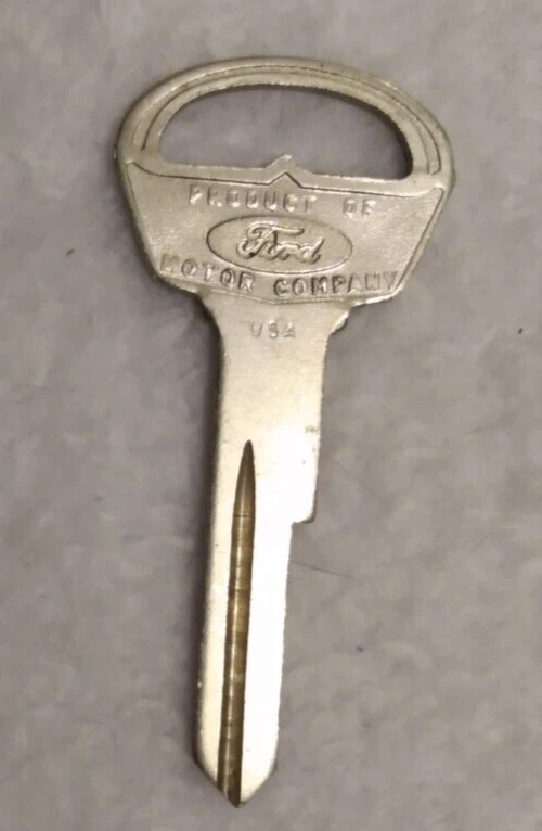 Ford Fairlane década de 1960 nuevo llave en blanco vintage automóvil pieza vehículo repuesto Foto 2 de 3