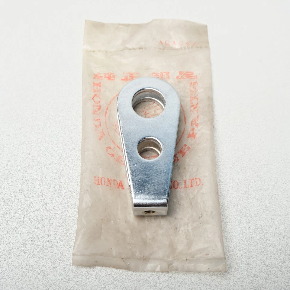 Ajustador de cadena de transmisión Honda CB350 CL350 SL350 genuino Japón P/N 40543-286-000 Foto 2 de 4
