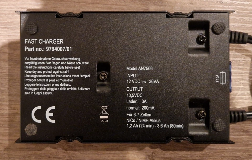 Ikarus Eco7 Ladegerät AN7506 Ni-Cd, Ni-MH - Bild 2 von 2