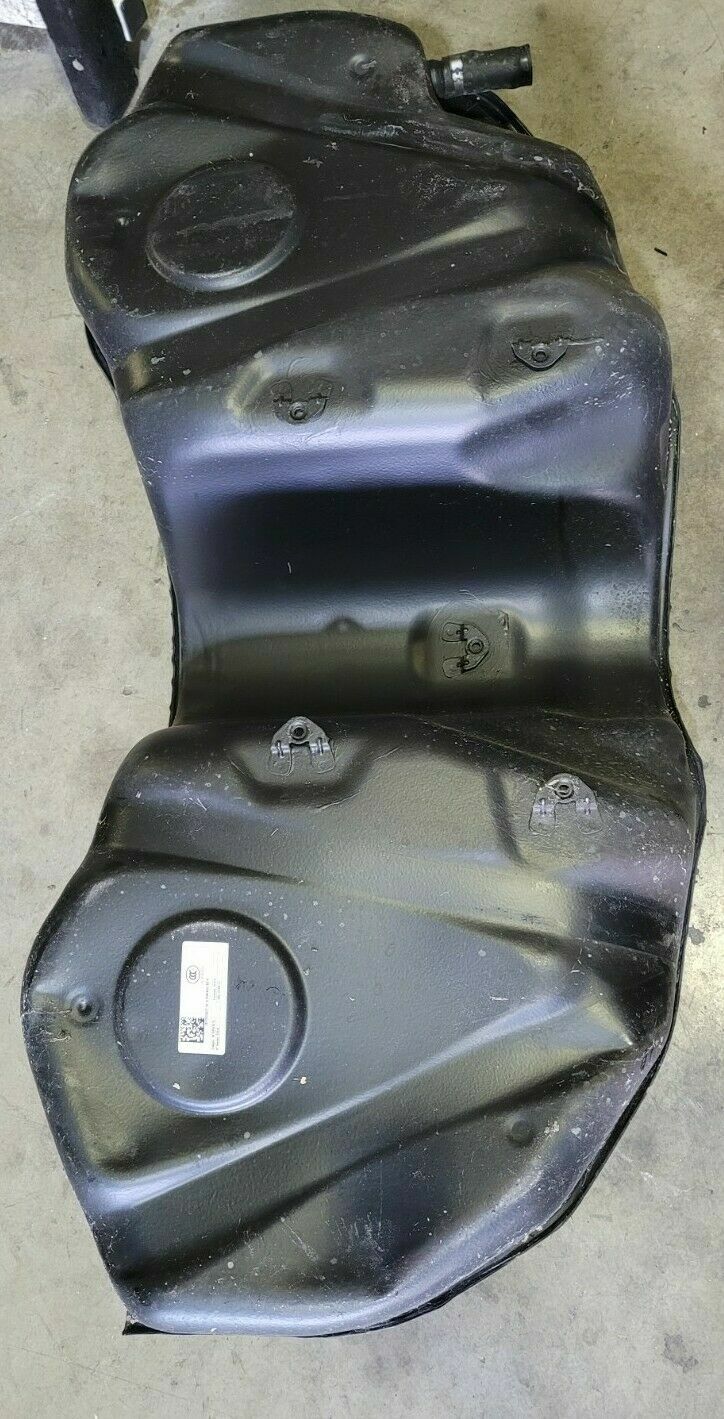 14 Maserati Ghibli  M157 Fuel Gas Tank Housing Metal 6700032570