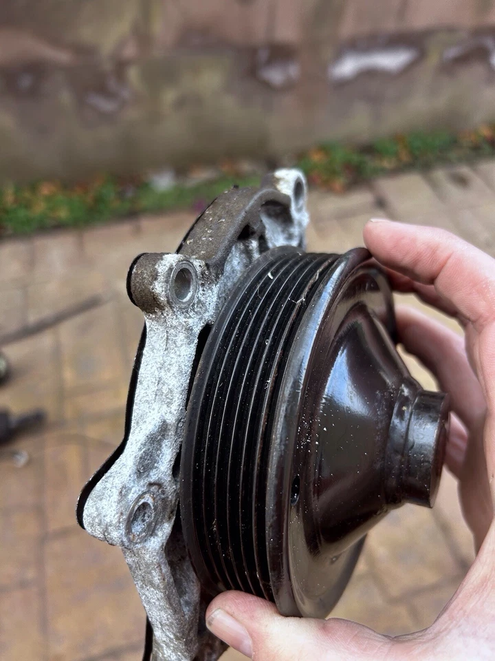 Bomba de agua Porsche Boxster Boxster 9862.5 2.7 3.2 año 1997 - 2004 Foto 3 de 4