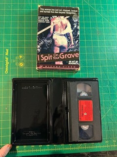 ORIGINAL TESTED Big Box Wizard Video I SPIT ON YOUR GRAVE Orig labels/shell VHS