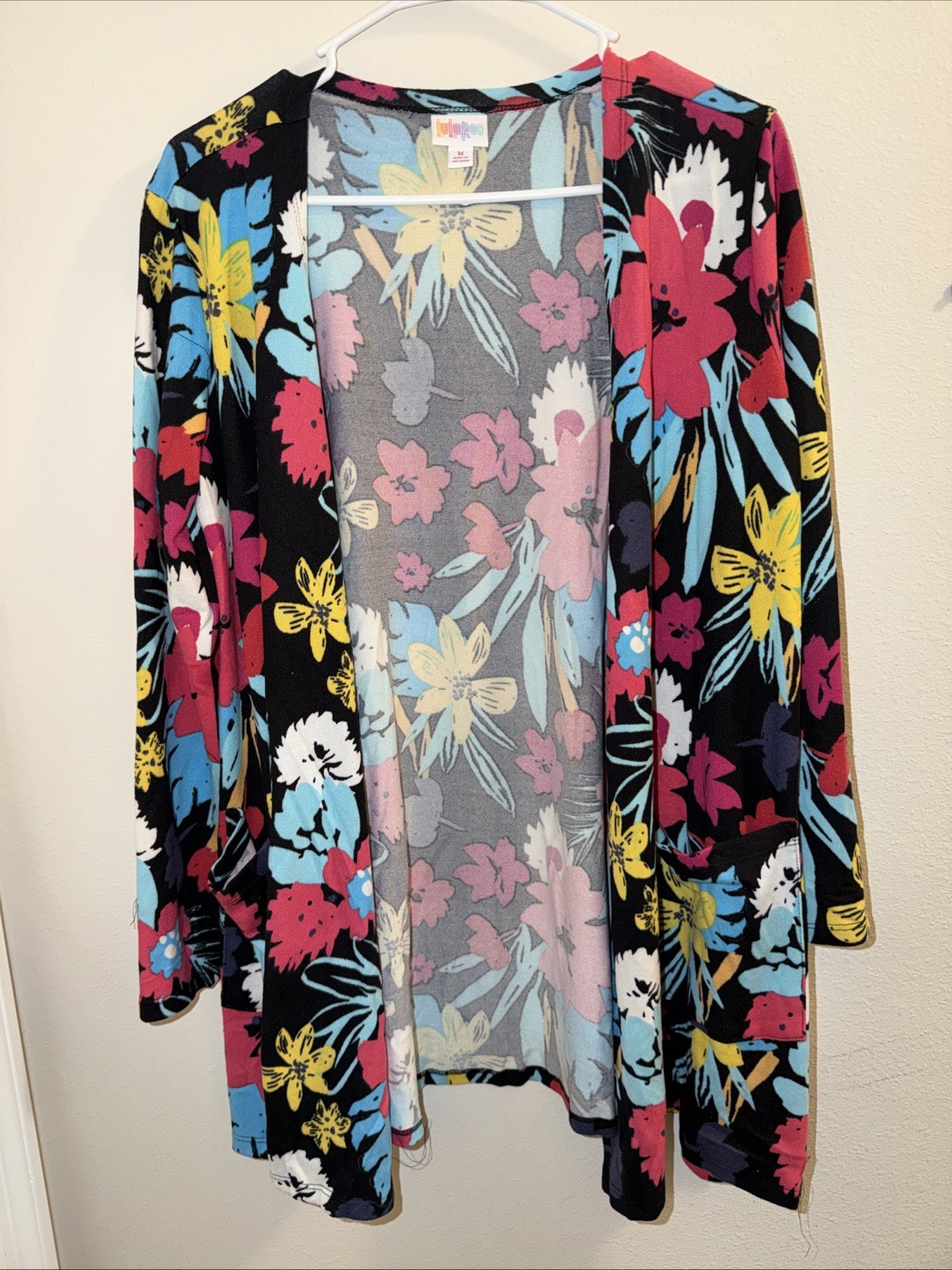 NWT LuLaRoe Caroline Womens Medium M Multicolor Cardigan Open Front Free Ship