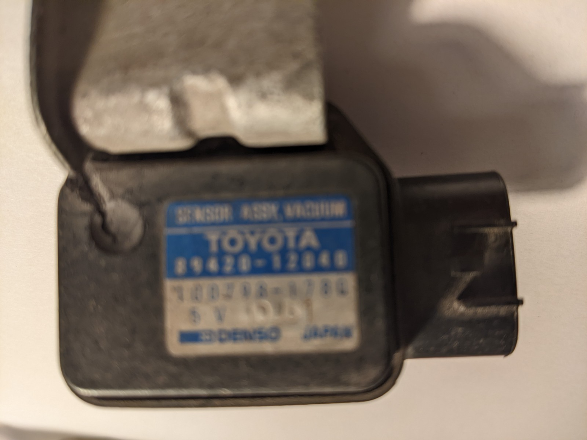 1990-92 TOYOTA COROLLA / PRIZM Genuine MAP Sensor # 89420-12040 | eBay