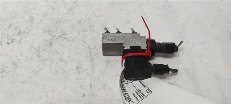 ACUMULADOR/VÁLVULA 2113200158 2009 MERCEDES-BENZ CLS550 Foto 2 de 4