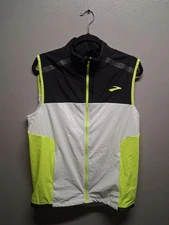 Brooks Vest Mens M Carbonite Yellow Reflective Running Full Zip Lightweight