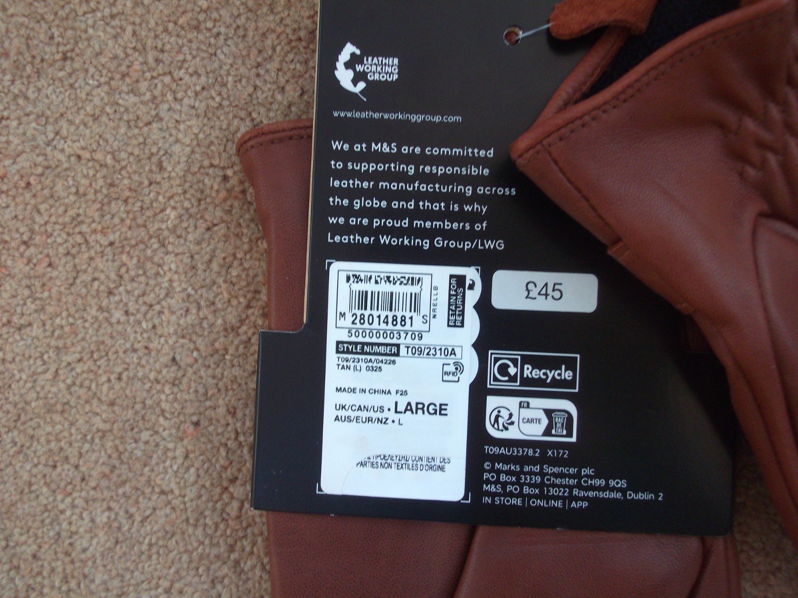 Marks & Spencers Autograph tan brown soft leather gloves Large image 4
