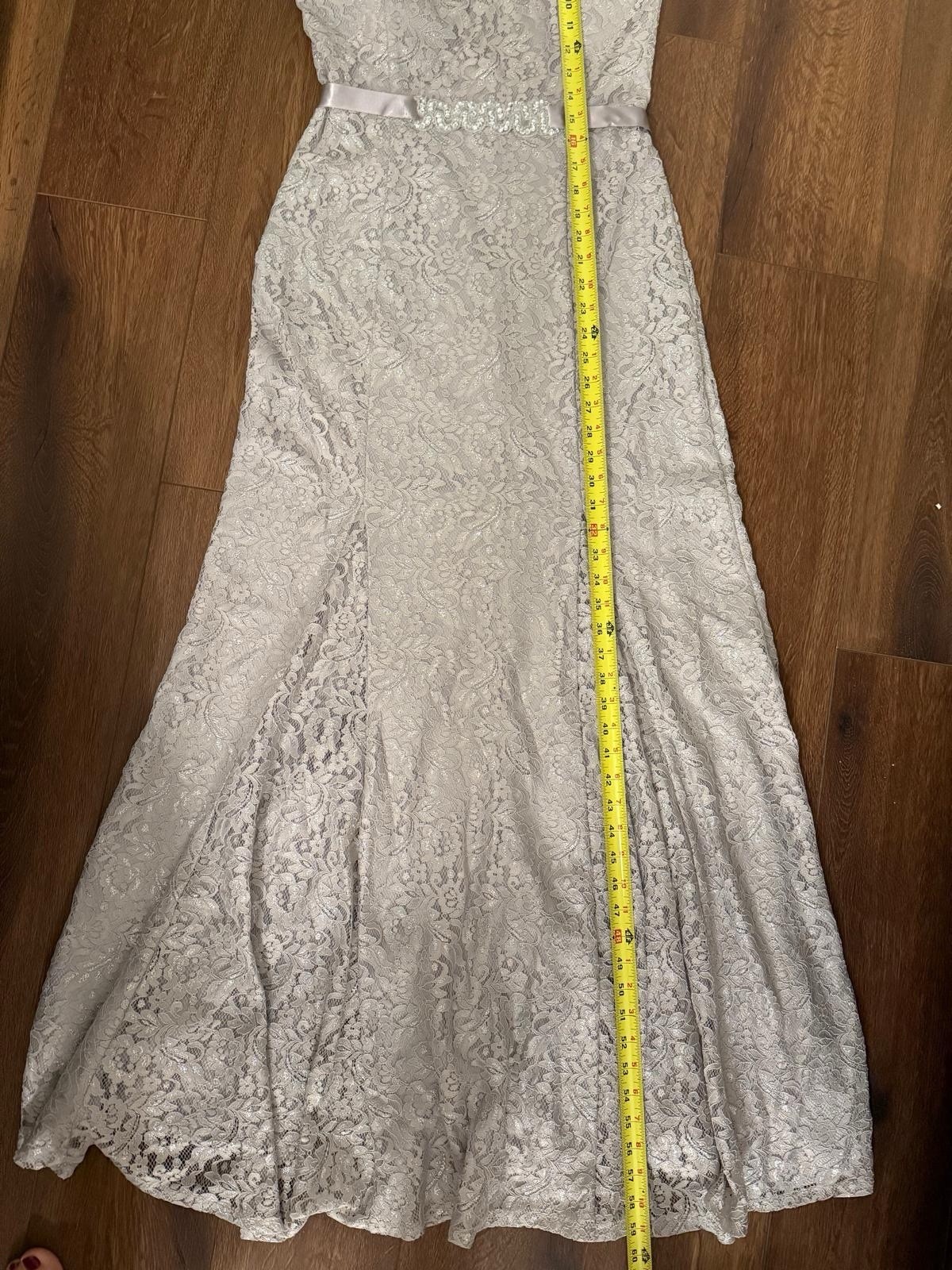 Betsy & Adam Silver Metallic Lace Gown Sz 12 Keyhole Back Rhinestone Belt Formal