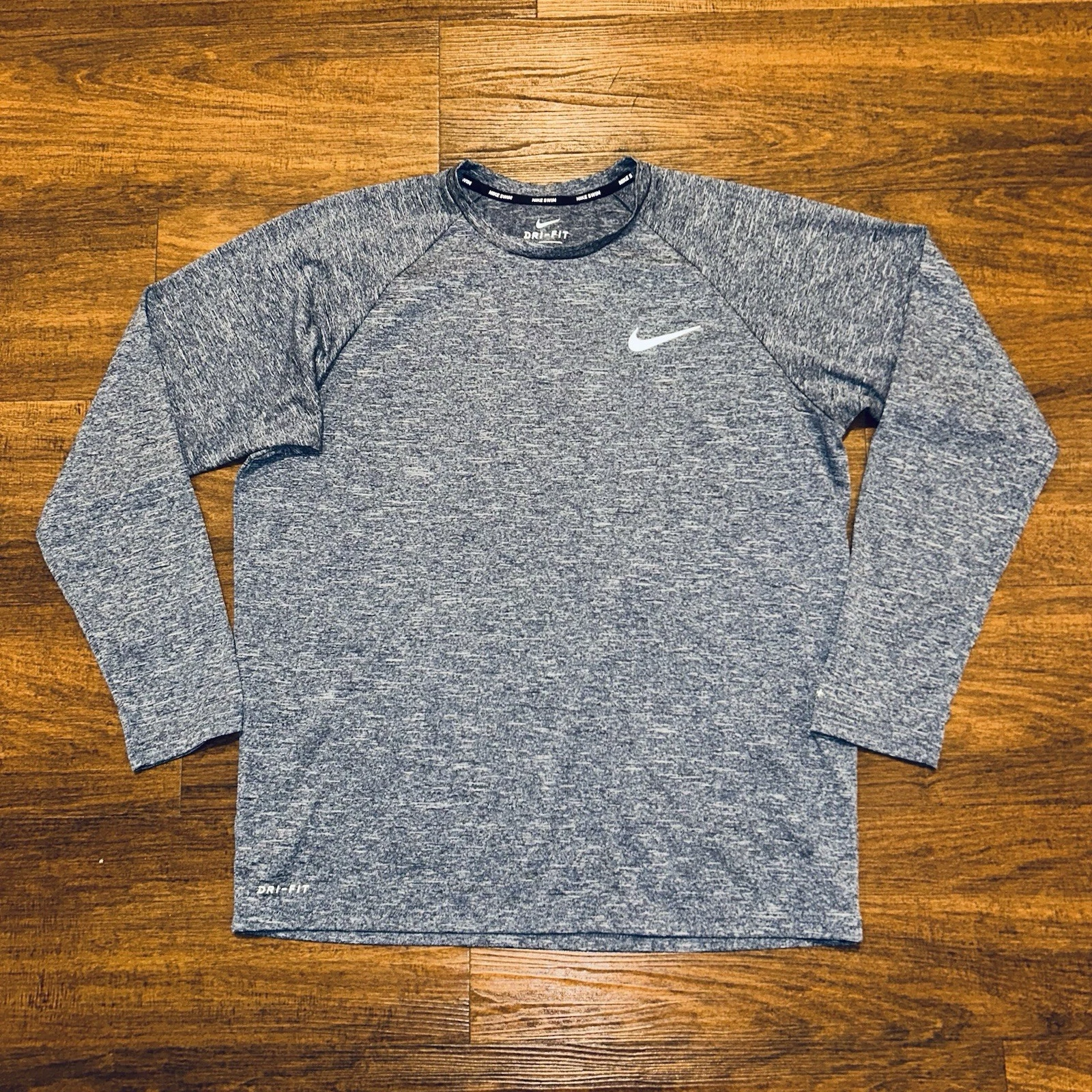 Nike Swim Dri-Fit Shirt Mens Medium Blue Long Sleeve UPF 40+ Sun Protection