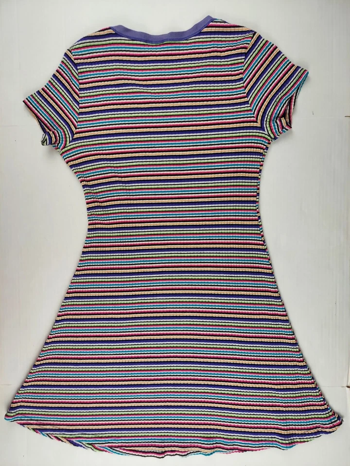 Mini Vestido Años 90 Xhilaration Rayas Arco Iris Tejido Acanalado Vestido Cuello Redondo Mediano Foto 2 de 4
