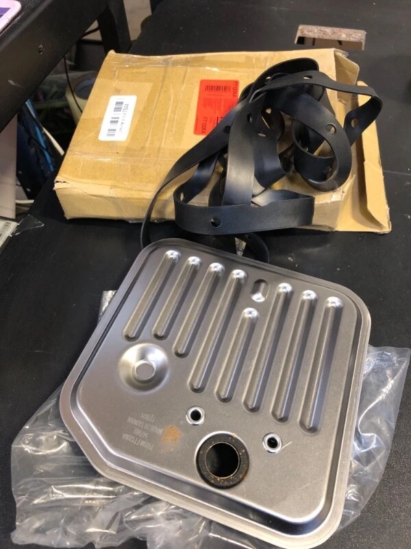 Kit de filtro de transmisión automática Fram FT1206A para Dodge y Jeep Grand Cherokee Foto 2 de 4