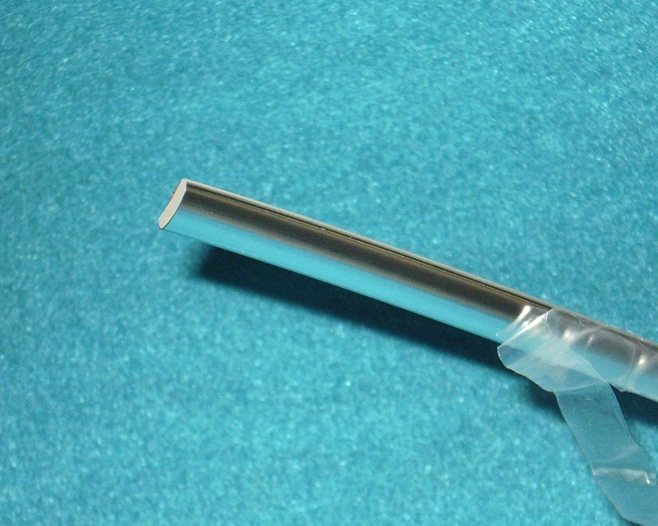 Parachoques delantero Buick Century 1997 2005 moldura cromada 10269360 GM1058192 Foto 2 de 4