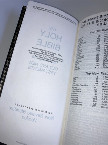 Holy Bible the New Revised Standard Version World RS1 1989 - Picture 12 of 17