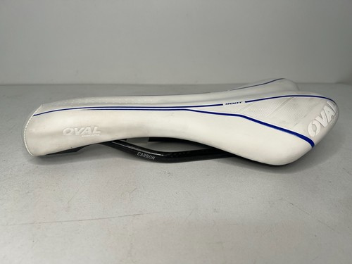 Oval Concepts 900T Tri or Road Saddle Carbon rails White/Blue - Picture 4 of 12