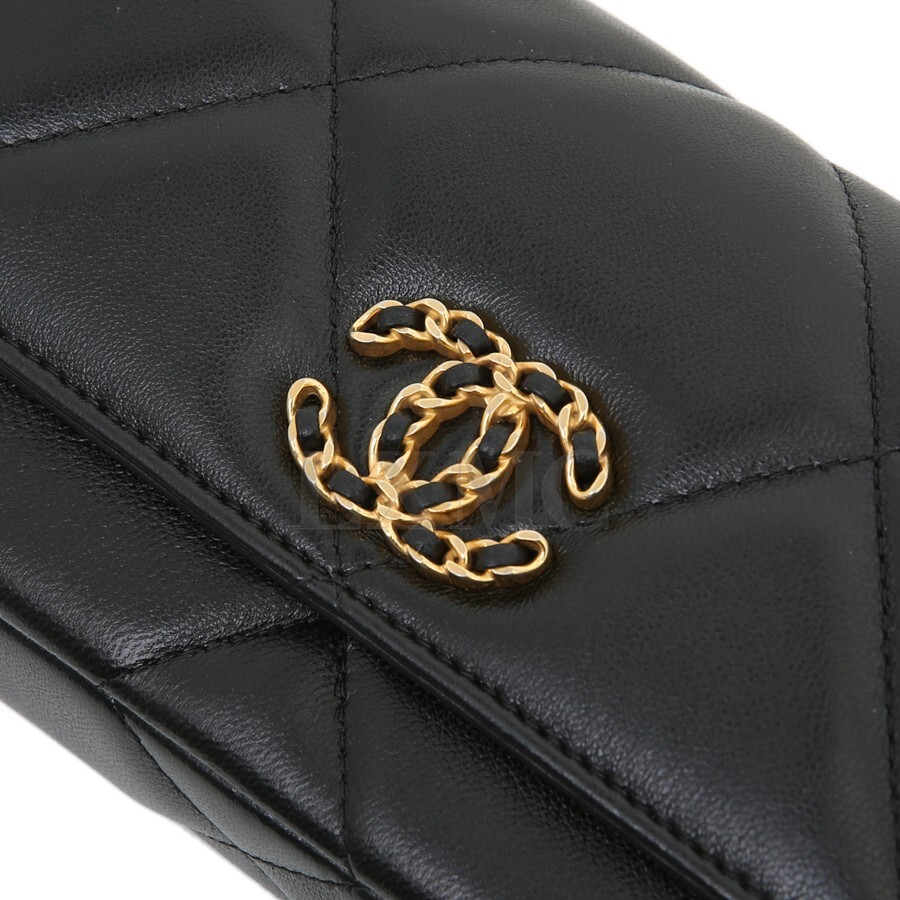Chanel 19 Back Belt Bag Chain Cross Black Waist Bag AP3774
