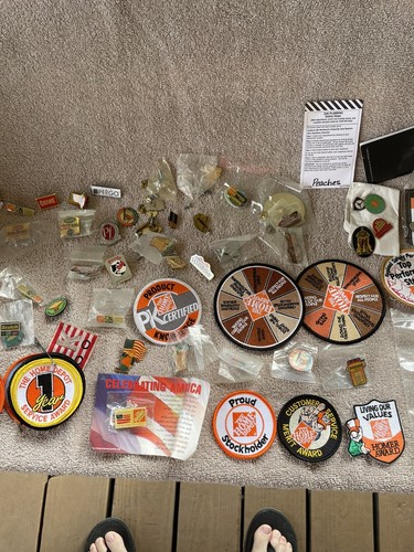 Very Nice Mixed Lot Home Depot Safety Pins Badges Collectables Shelf 7 - Picture 8 of 8