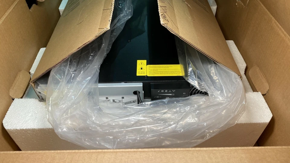 HP R/T 3000 UPS 3KVA UPS - AF468a - New cells - New in box - 12m RTB - Image 3 of 4