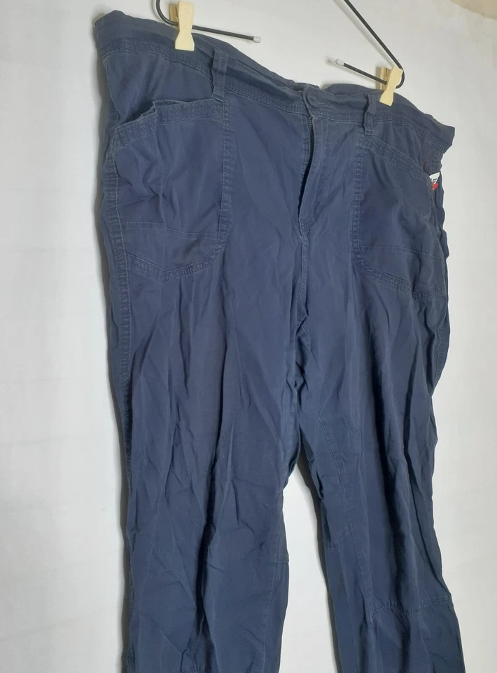 Union Bay Vintage Size 20 Women's Cargo Pants Blue Light Weight Boho Style - Image 2 of 4