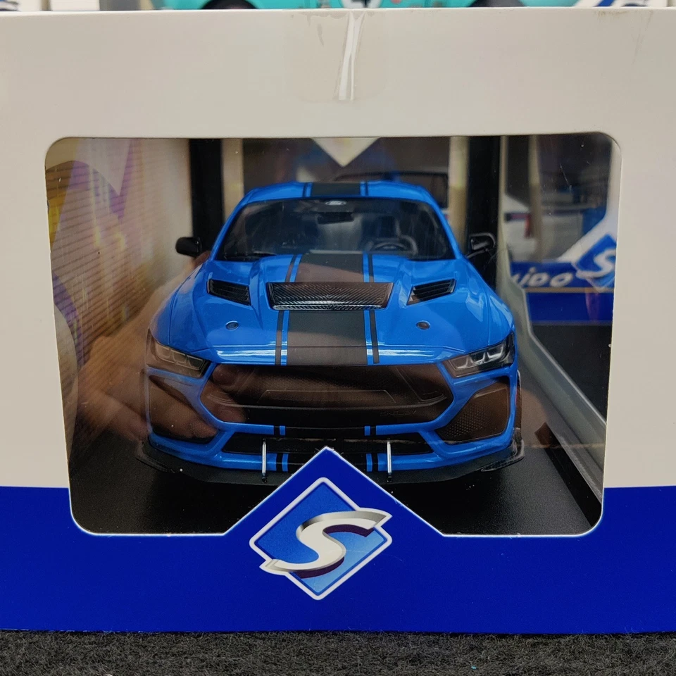 AUTO SOLIDA FORD SHELBY MUSTANG SUPER SNAKE GRABBER BLU 2025 1:18 NUOVA.B - Immagine 3 di 4