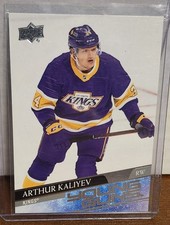 2020-21 Upper Deck Young Guns Rookie #722 Austin Strand YG RC Los Angeles Kings