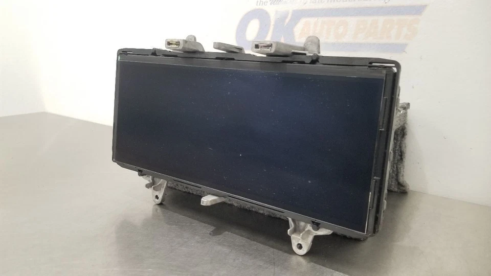 Cuadro de instrumentos velocímetro Mercedes Benz AMG C63 W205 19 4,0 L 2059008045 Foto 3 de 4