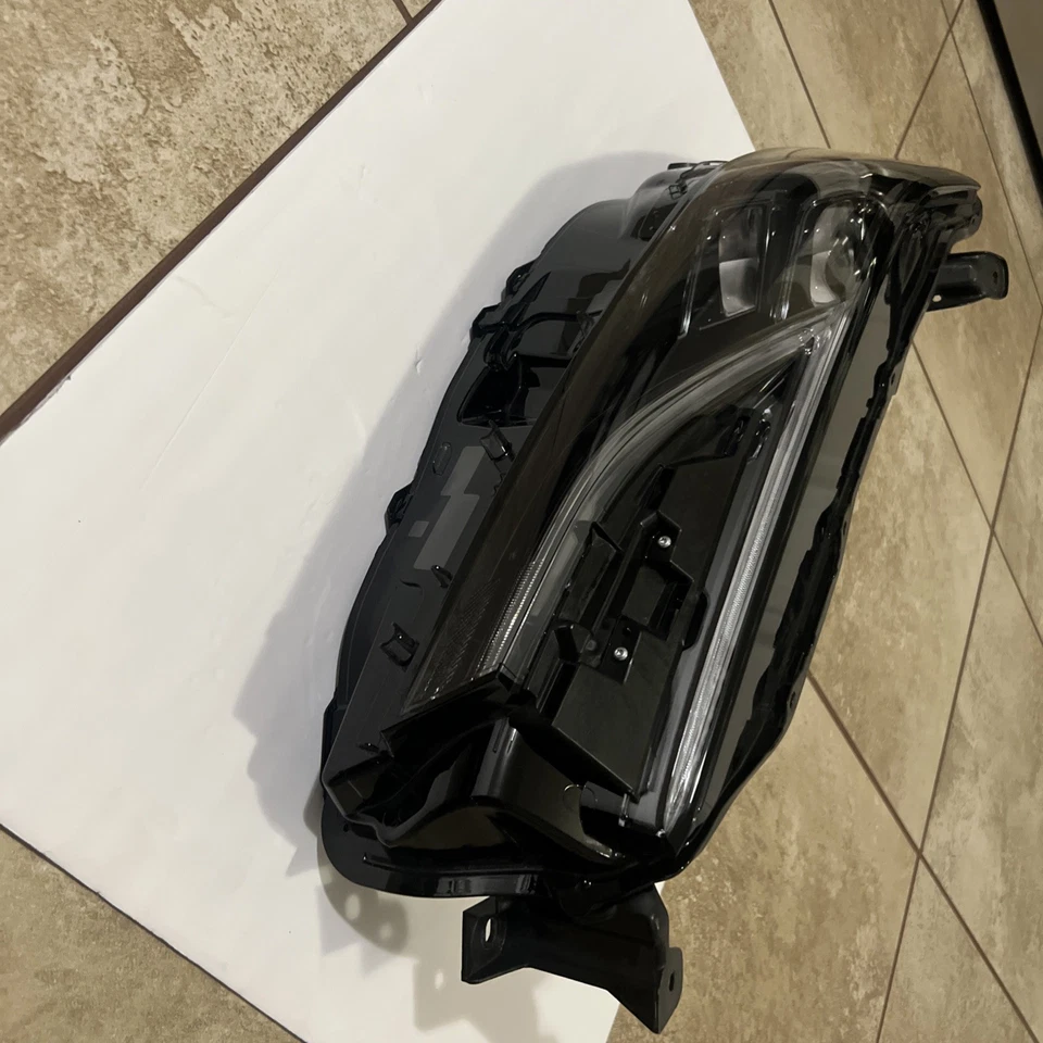 Faro LED proyector doble pasajero negro Toyota Camry XSE 2025 OEM 2271 Foto 4 de 4