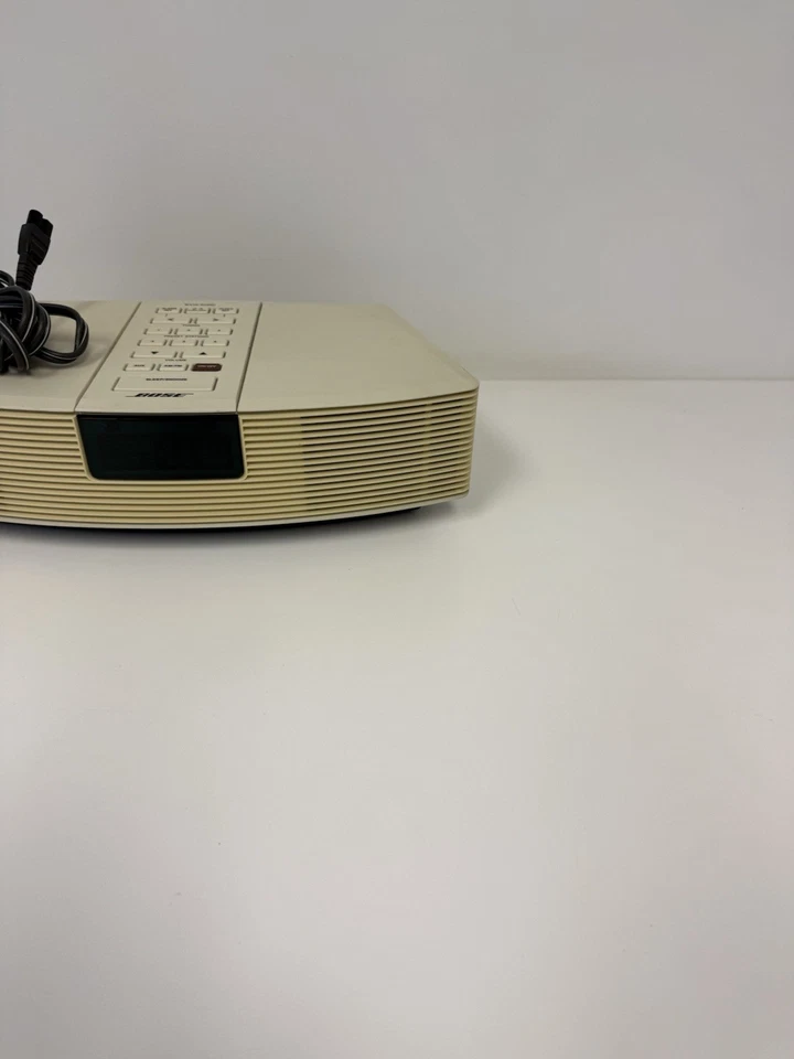 Bose Wave Radio AWR1-1W Alarm Clock AM/FM Stereo For Repair Parts Only - Image 4 of 4