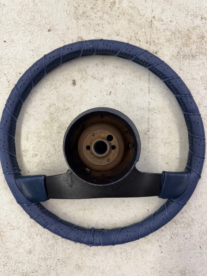 Volante deportivo Oldsmobile Cutlass 1984-1988 carrocería 442 G Foto 4 de 4