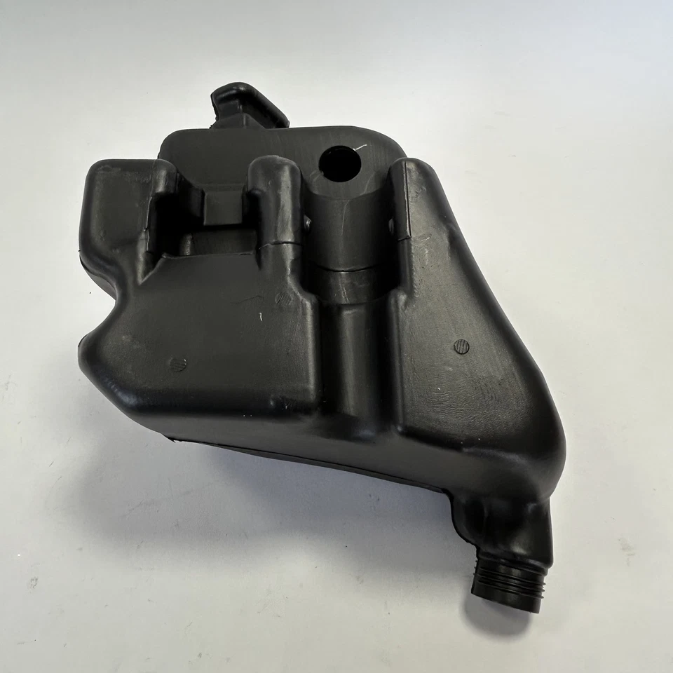 Peugeot 106 Citroen Saxo Limpiaparabrisas Lavaparabrisas Líquido Agua Tanque Original 643172 Foto 3 de 4