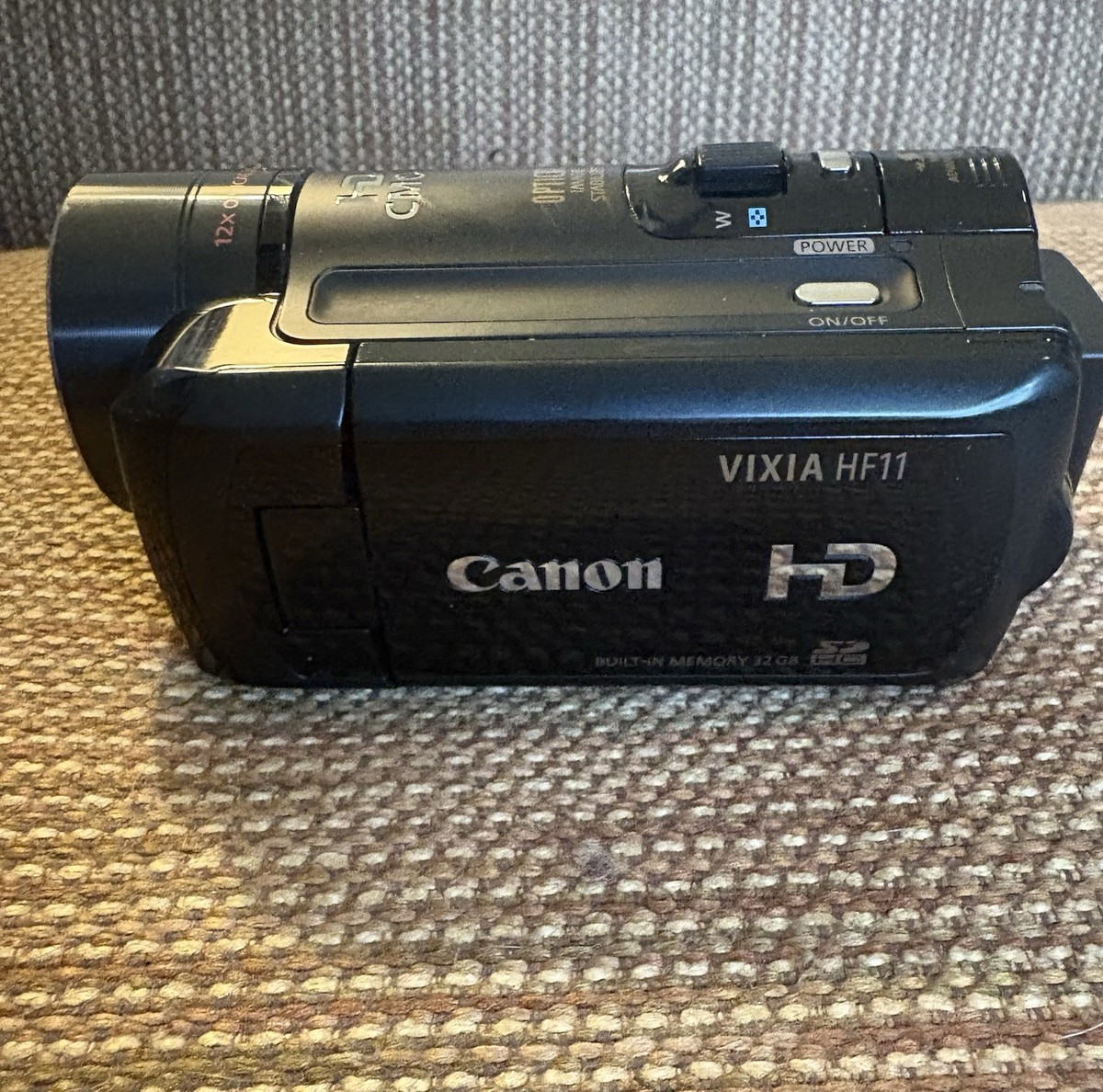 Canon VIXIA HF11 AVCHD 32 GB Flash Memory Camcorder (Untested