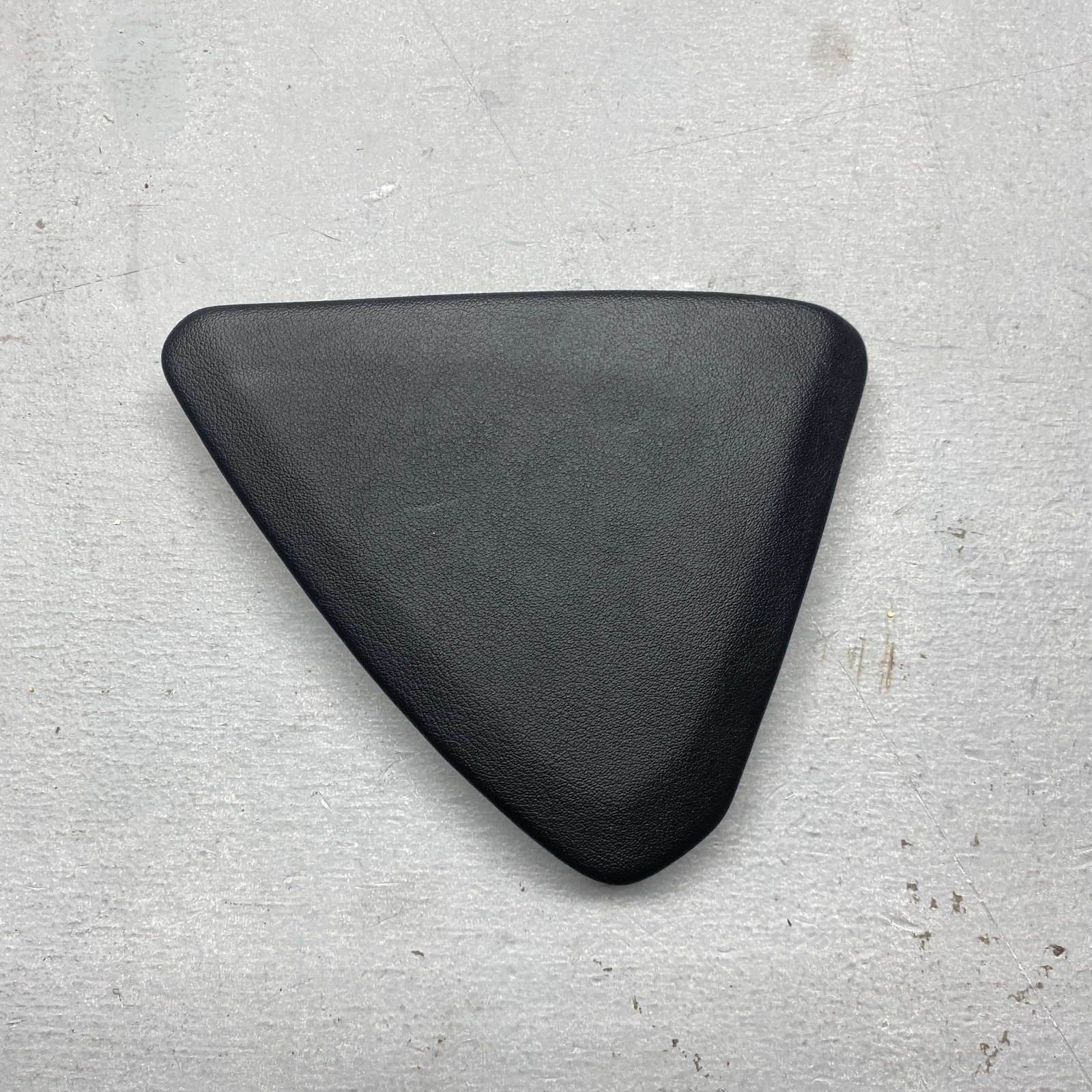 2019 Lamborghini Huracan LP580-2 Left Dash End Trim Leather 4T0858033