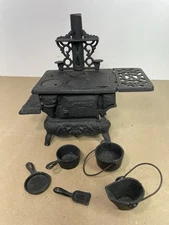 Vintage Miniature Cast Iron Stove Oven And Pans American