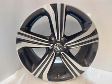 2023 MG ZS 17X7JH2-ET41 10598023 SCUFFED ON RIM AND LIGHT SCRATCHES ON SPOKES