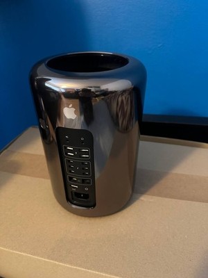 Apple Mac Pro (128GB SSD, Intel Xeon E5, 3.7GHz, 64GB RAM, AMD FirePro D300)...