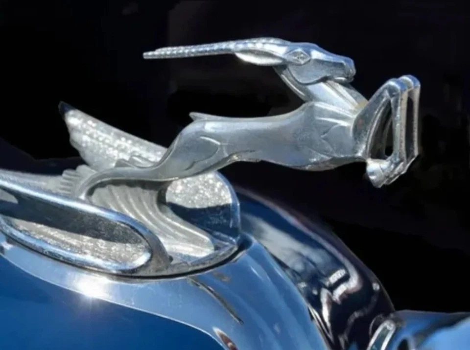 La Habana 1953 BUICK SKYLARK Hardtop  Caribbean Blue 1/24 Scale Metal Greenlight - Image 3 of 4