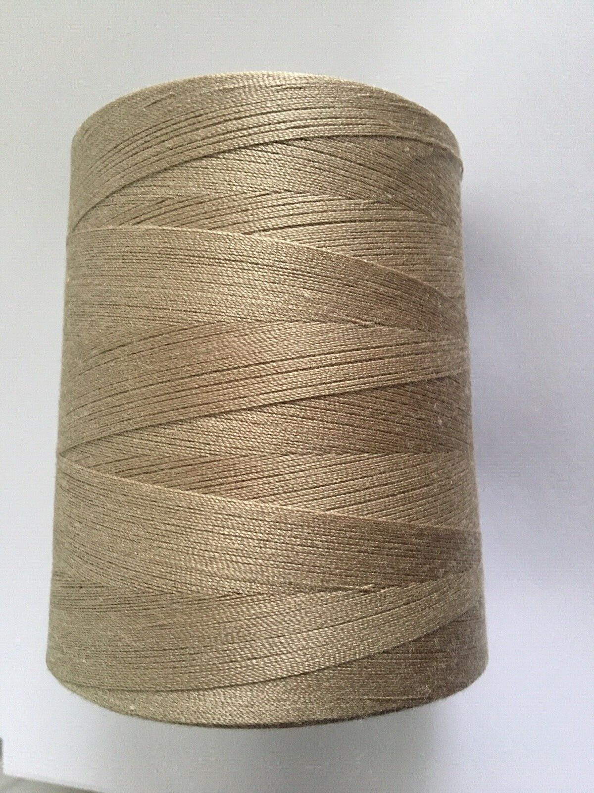 Gütermann Polyester100%-Heavy duty sewing machine thread M36 -M27 colours - Picture 6 of 55