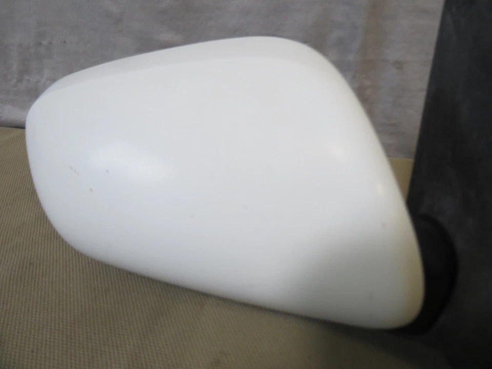 04-05 Scion xA POWER Vista lateral exterior Espejo exterior de la puerta derecha PASAJERO OEM Foto 3 de 4