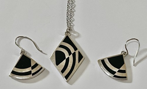 Set Metropolitan Museum Art MMA Inlay Sterling Silver BlackOnyx Earring Necklace - Picture 2 of 9