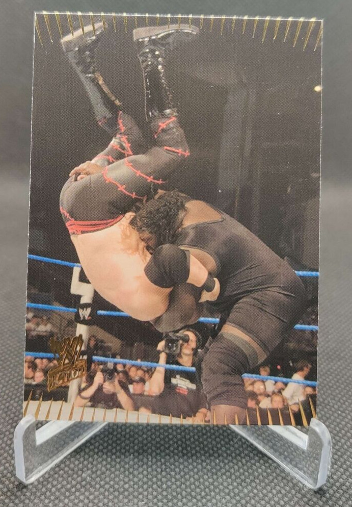 2007 Topps WWE Action #44 Mark Henry wrestling card