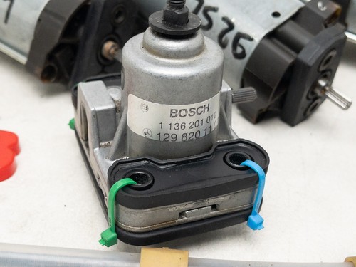 90-02 MERCEDES-BENZ SL500 R129 FRONT LEFT SEAT ADJUST MOTOR GEAR SET OEM - Picture 18 of 24