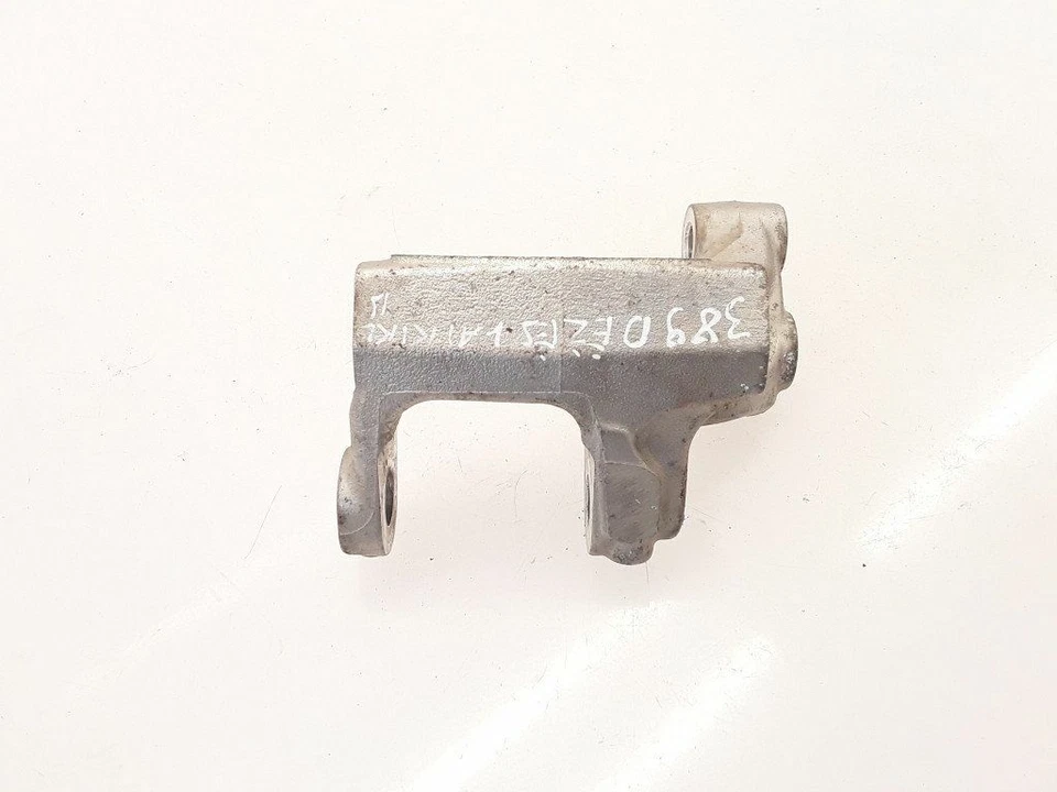 Honda Cr-Z 2010 1.5 Benzin Hybrid Getriebe Halterung Halter 90ZST - Изображение 2 из 4