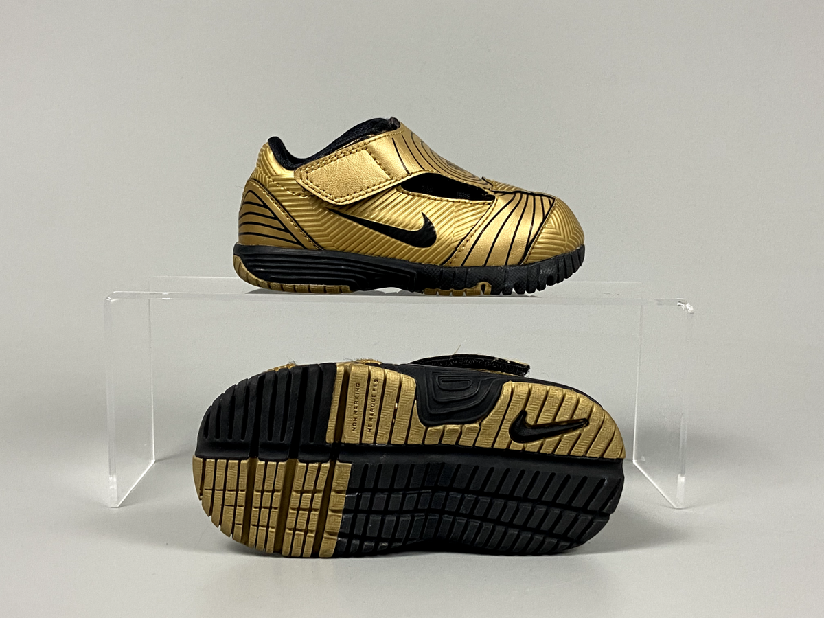 2008 Nike Total 90 Laser II TF Turf US 6C soccer shoes 2008 Nike Total 90 Laser II TF Turf US 6C soccer shoes